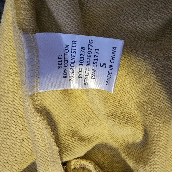 Gilli distressed‎ hem mustard colored lounge women shorts SZ Small - Picture 13 of 14